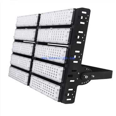 조명이 있는 400W 축구장