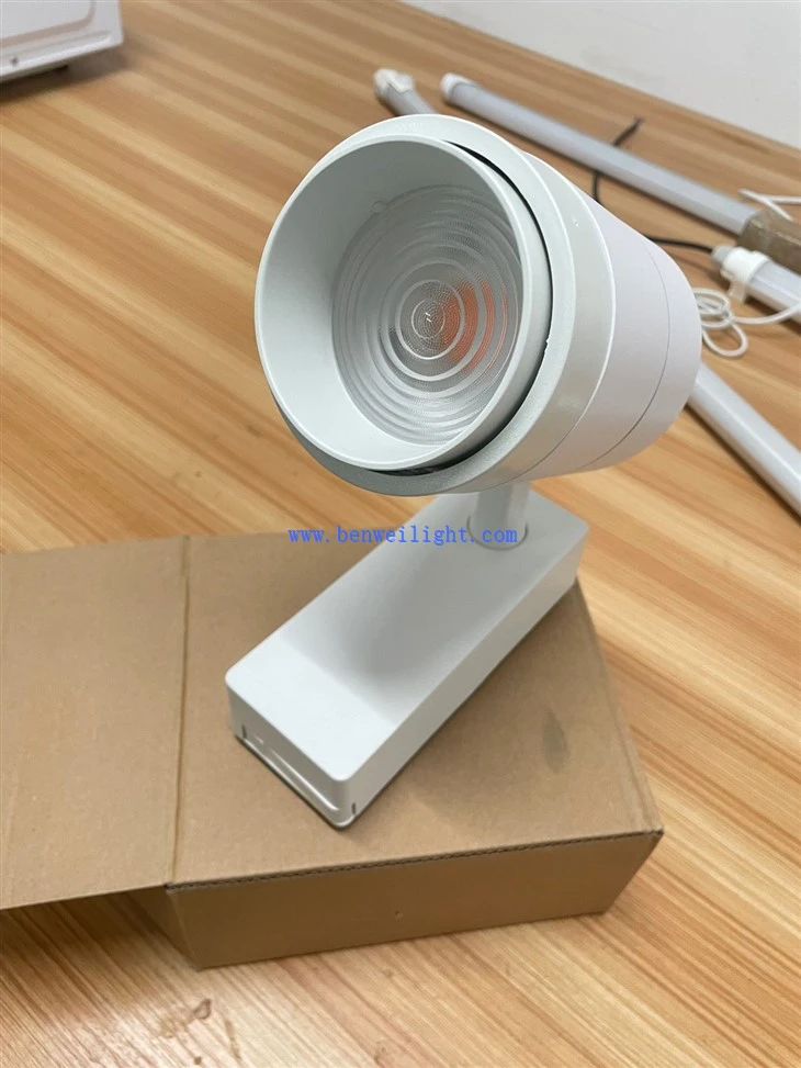 CRI90 플리커 프리 15W LED 트랙 라이트