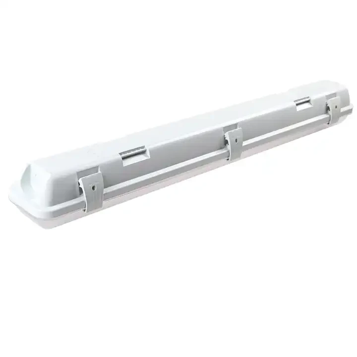 높은 루멘은 Triproof Light를 주도했습니다.