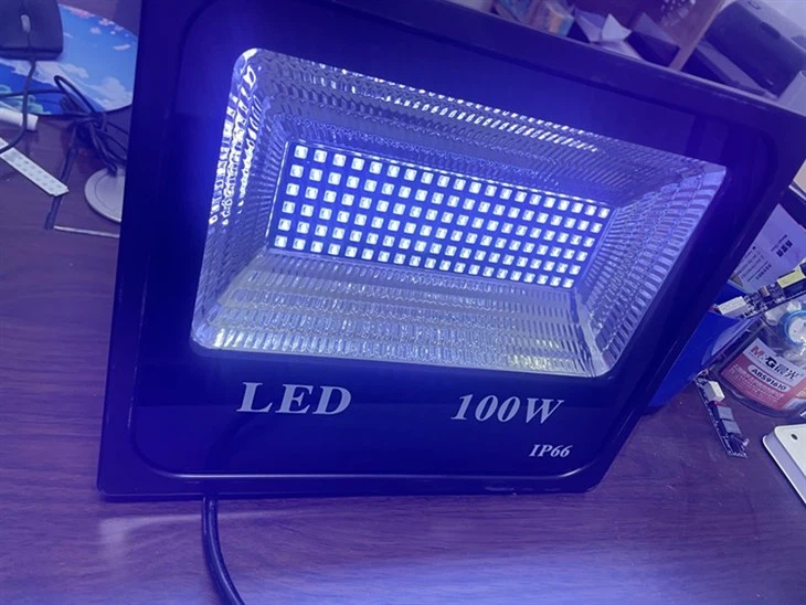 20W 30W 50W 100W UV LED 투광 조명 365nm 395nm 405nm